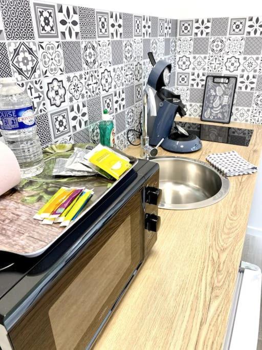 Newz4 - Centre-Ville - Tv - Wifi Calais Dış mekan fotoğraf